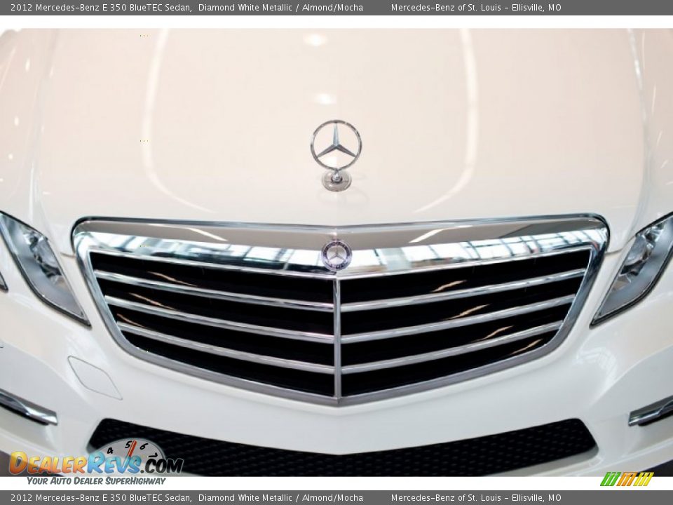 2012 Mercedes-Benz E 350 BlueTEC Sedan Diamond White Metallic / Almond/Mocha Photo #11