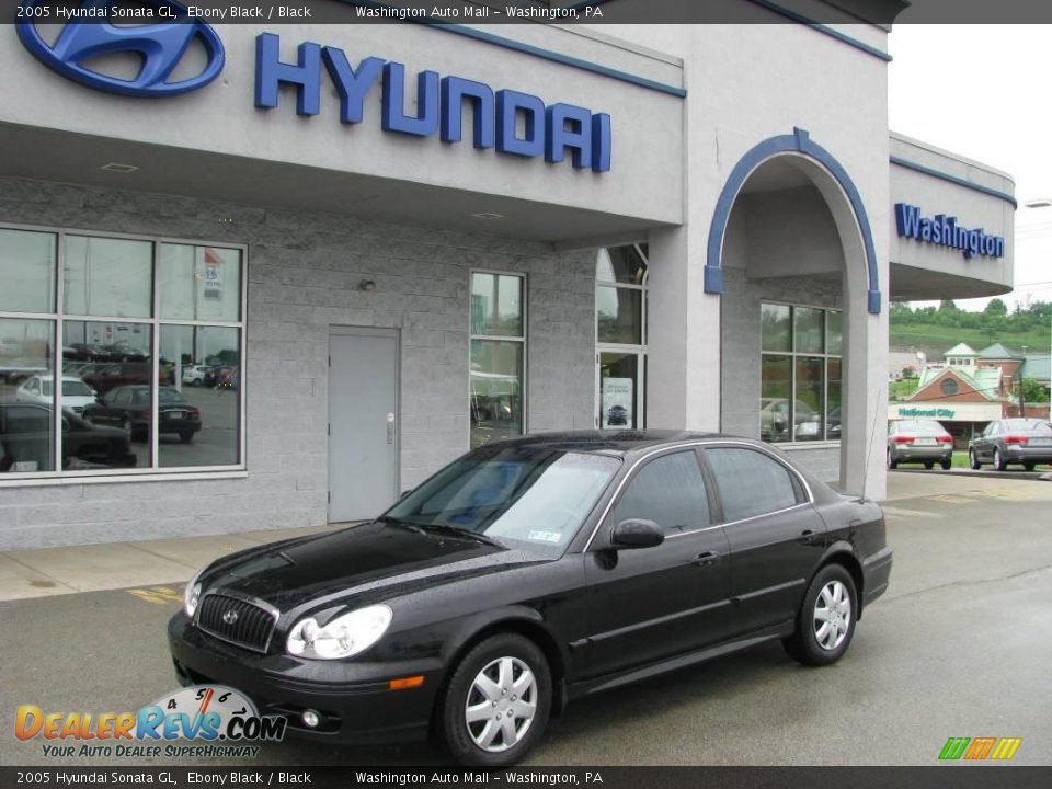 2005 Hyundai Sonata GL Ebony Black / Black Photo #1