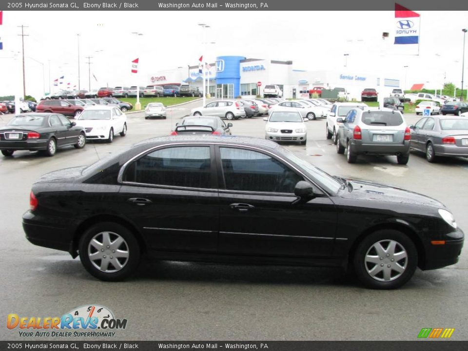 2005 Hyundai Sonata GL Ebony Black / Black Photo #7