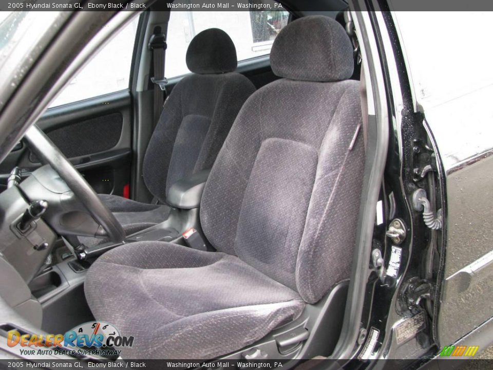 2005 Hyundai Sonata GL Ebony Black / Black Photo #14