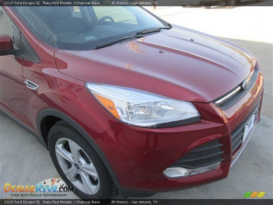 2015 Ford Escape SE Ruby Red Metallic / Charcoal Black Photo #6