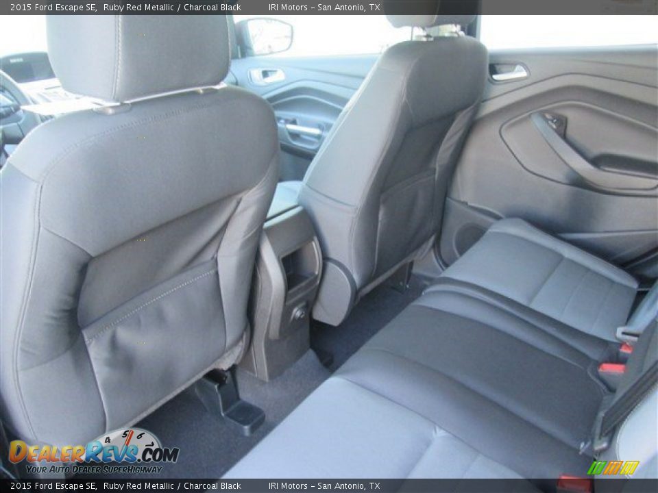 2015 Ford Escape SE Ruby Red Metallic / Charcoal Black Photo #18