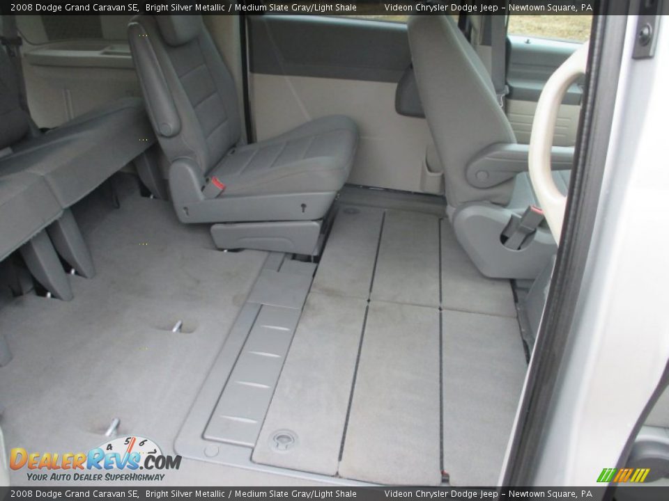 2008 Dodge Grand Caravan SE Bright Silver Metallic / Medium Slate Gray/Light Shale Photo #14