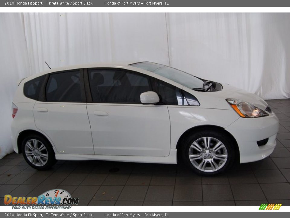 2010 Honda Fit Sport Taffeta White / Sport Black Photo #6