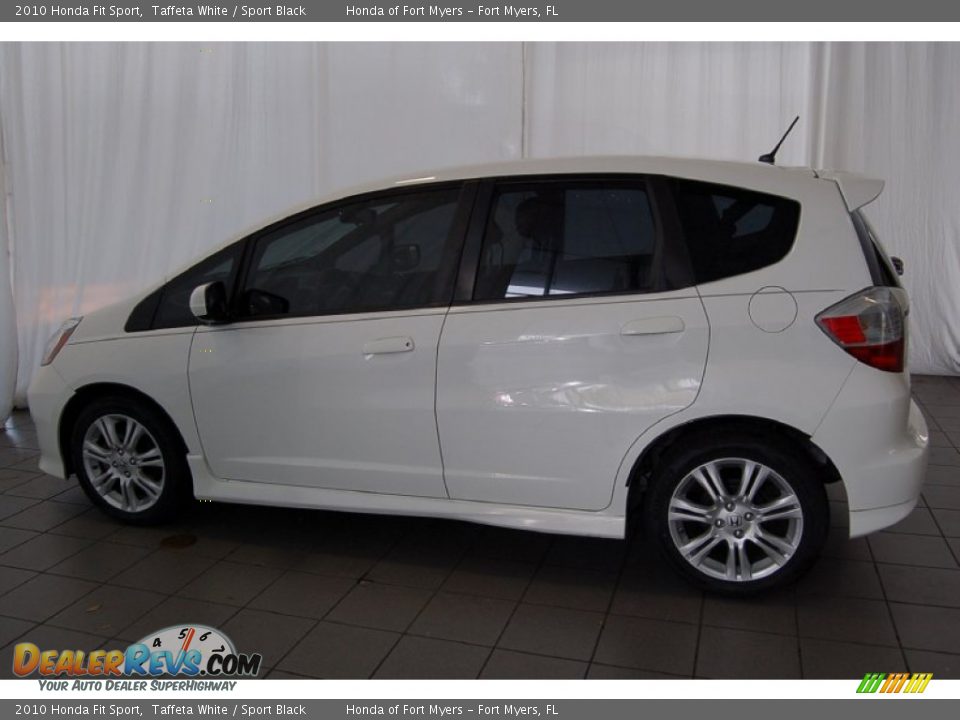 2010 Honda Fit Sport Taffeta White / Sport Black Photo #11