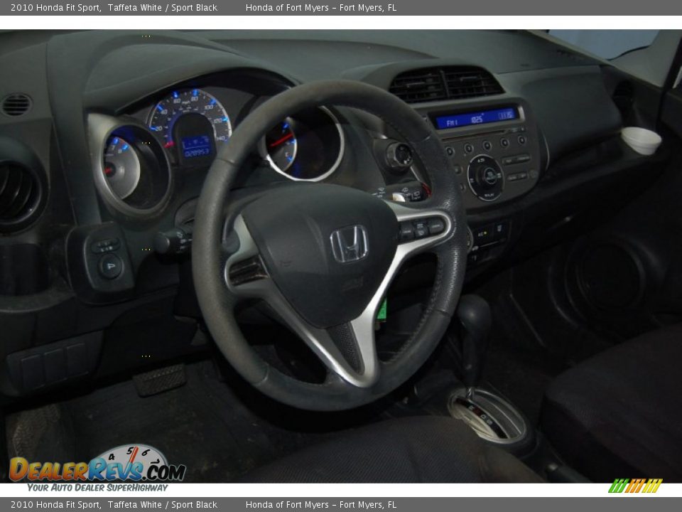 2010 Honda Fit Sport Taffeta White / Sport Black Photo #13