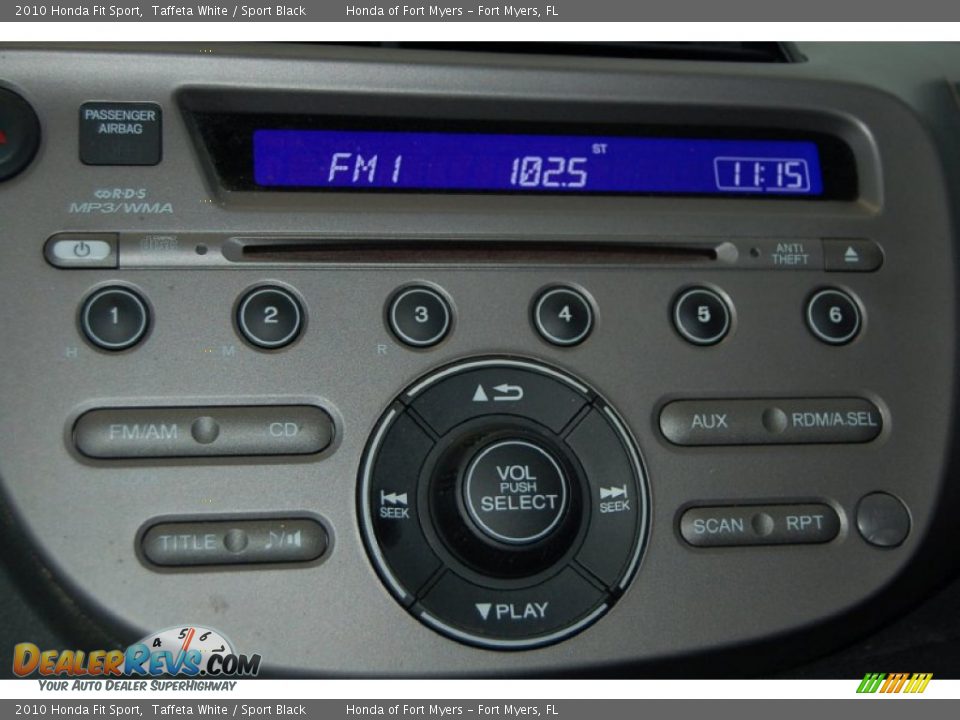2010 Honda Fit Sport Taffeta White / Sport Black Photo #18