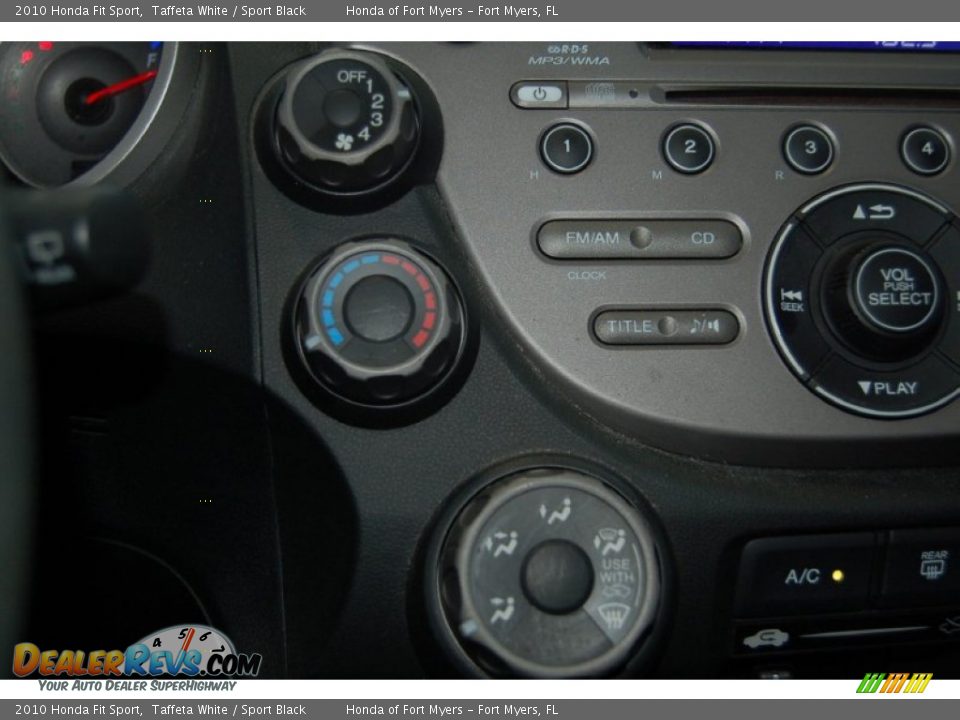 2010 Honda Fit Sport Taffeta White / Sport Black Photo #19
