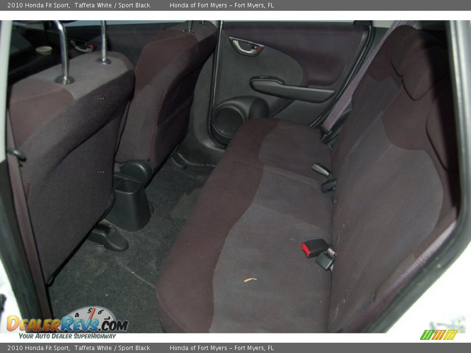 2010 Honda Fit Sport Taffeta White / Sport Black Photo #23