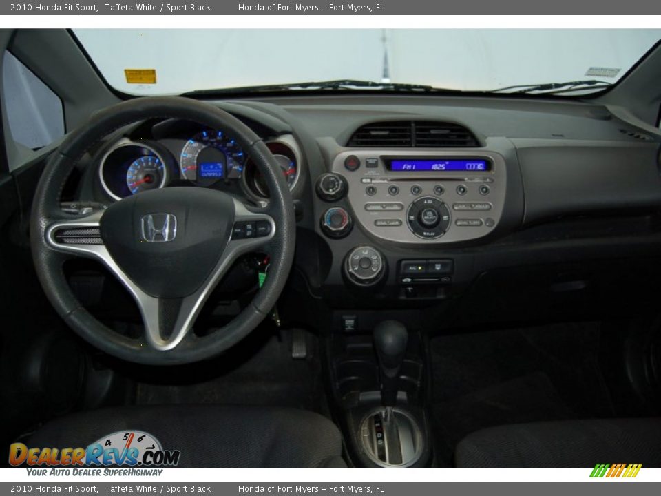 2010 Honda Fit Sport Taffeta White / Sport Black Photo #24