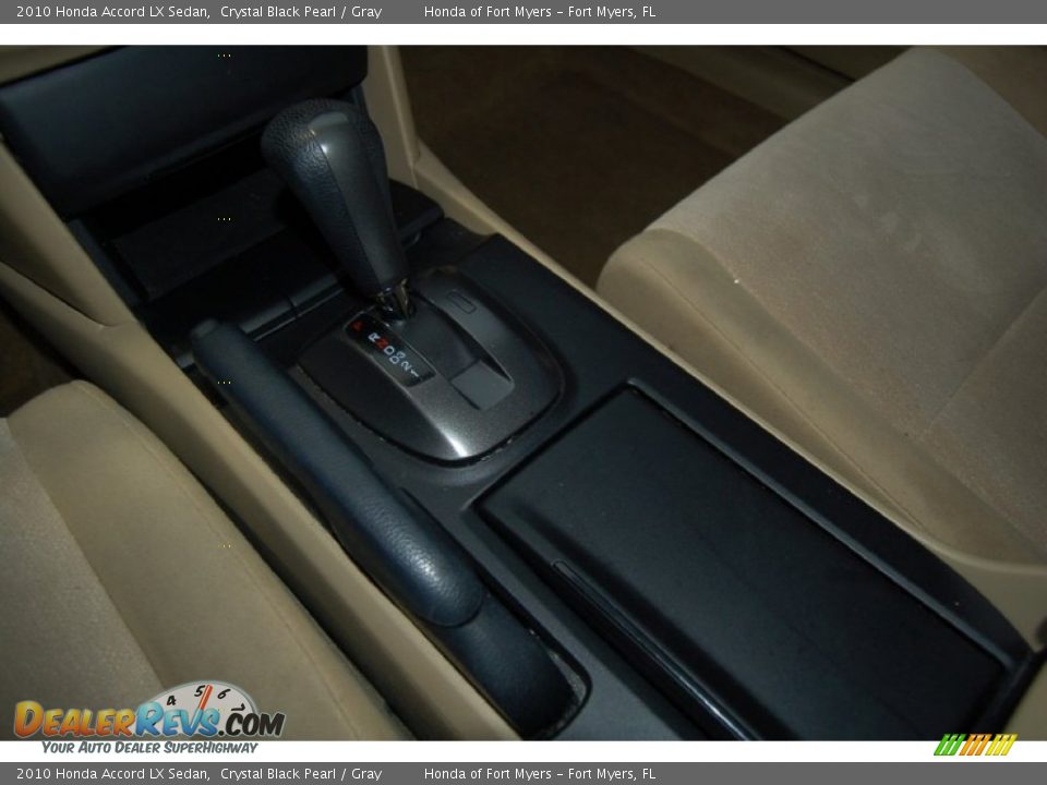 2010 Honda Accord LX Sedan Crystal Black Pearl / Gray Photo #16