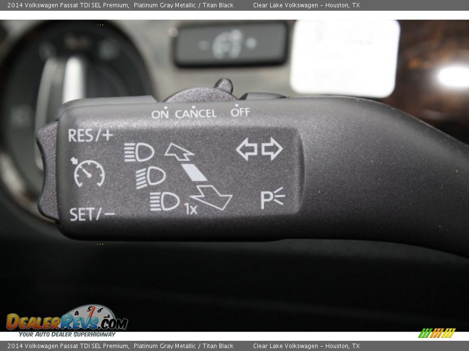 2014 Volkswagen Passat TDI SEL Premium Platinum Gray Metallic / Titan Black Photo #26