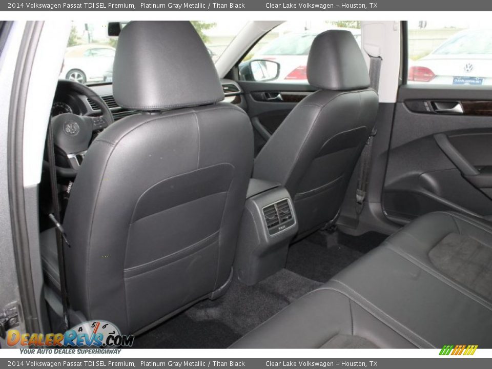 2014 Volkswagen Passat TDI SEL Premium Platinum Gray Metallic / Titan Black Photo #30