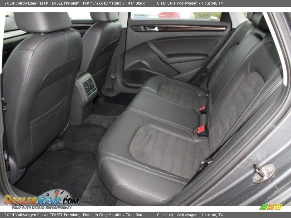 2014 Volkswagen Passat TDI SEL Premium Platinum Gray Metallic / Titan Black Photo #31