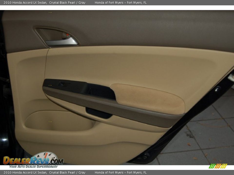 2010 Honda Accord LX Sedan Crystal Black Pearl / Gray Photo #27