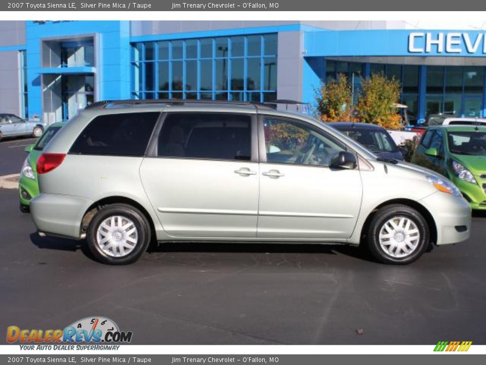 2007 Toyota Sienna LE Silver Pine Mica / Taupe Photo #1