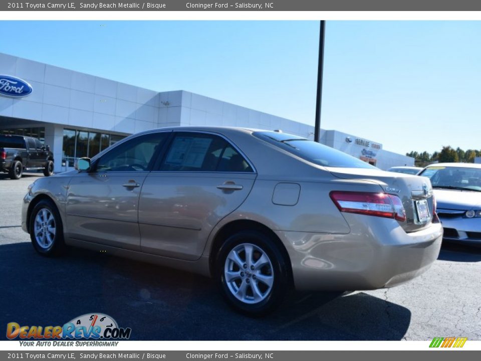 2011 Toyota Camry LE Sandy Beach Metallic / Bisque Photo #5