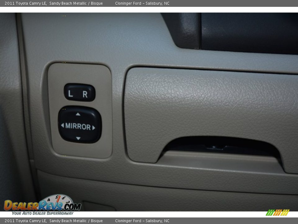2011 Toyota Camry LE Sandy Beach Metallic / Bisque Photo #25