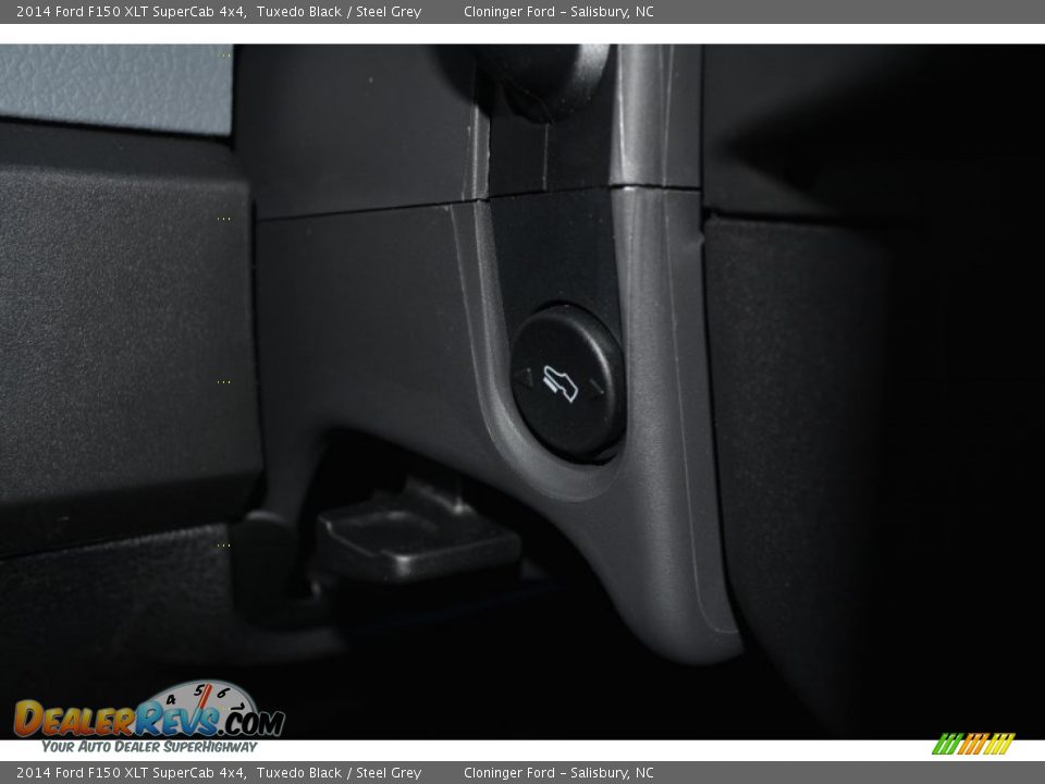 2014 Ford F150 XLT SuperCab 4x4 Tuxedo Black / Steel Grey Photo #17