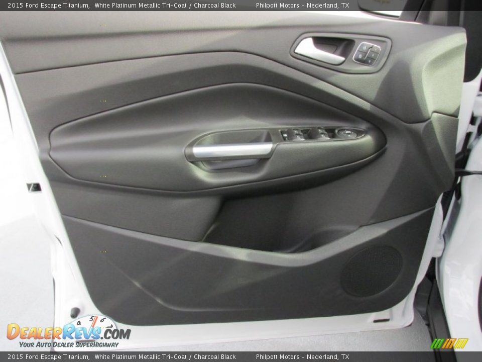 2015 Ford Escape Titanium White Platinum Metallic Tri-Coat / Charcoal Black Photo #21