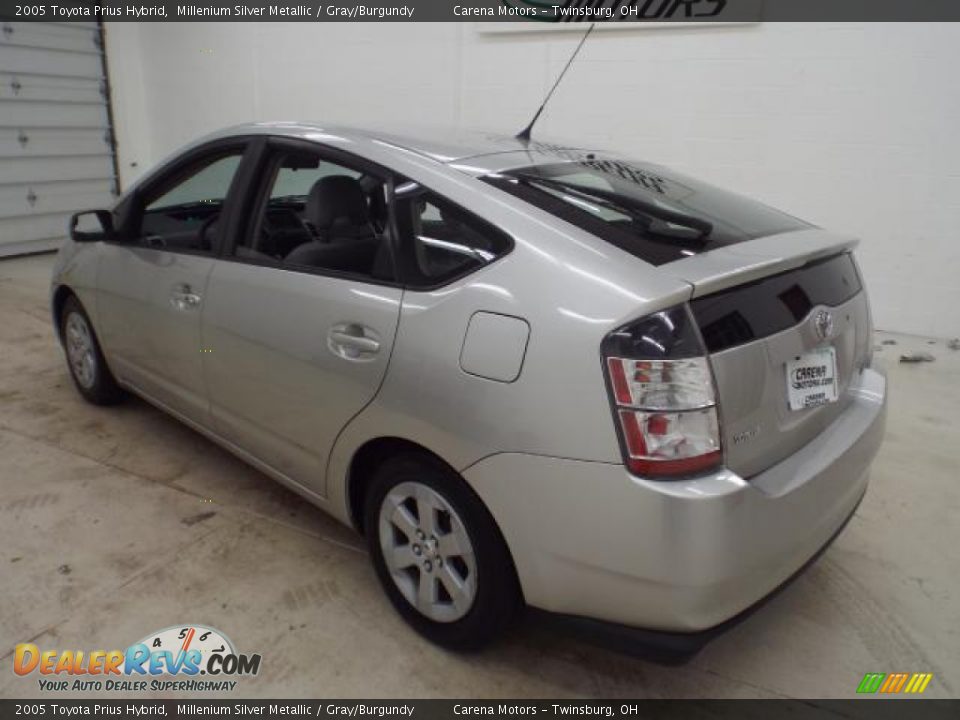 2005 Toyota Prius Hybrid Millenium Silver Metallic / Gray/Burgundy Photo #4