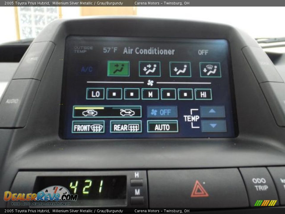 2005 Toyota Prius Hybrid Millenium Silver Metallic / Gray/Burgundy Photo #7