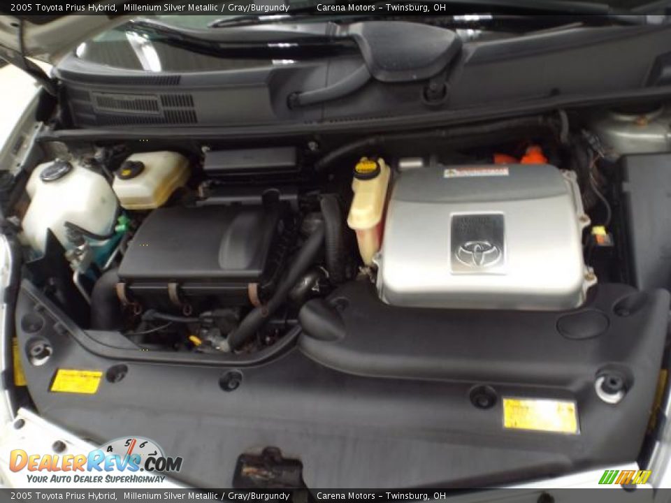 2005 Toyota Prius Hybrid Millenium Silver Metallic / Gray/Burgundy Photo #33