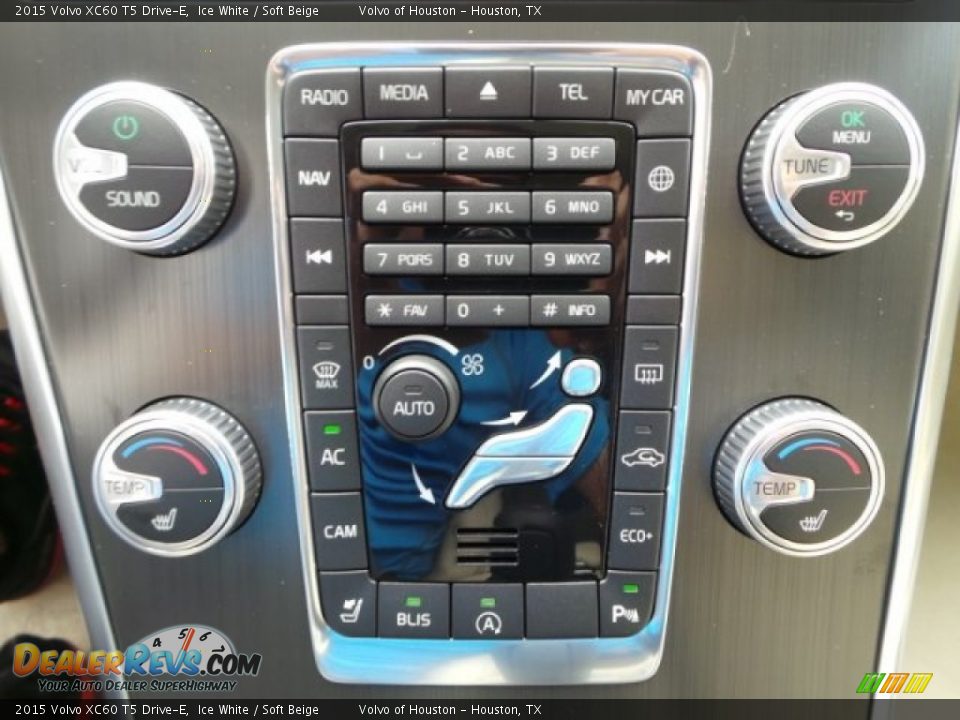 Controls of 2015 Volvo XC60 T5 Drive-E Photo #20