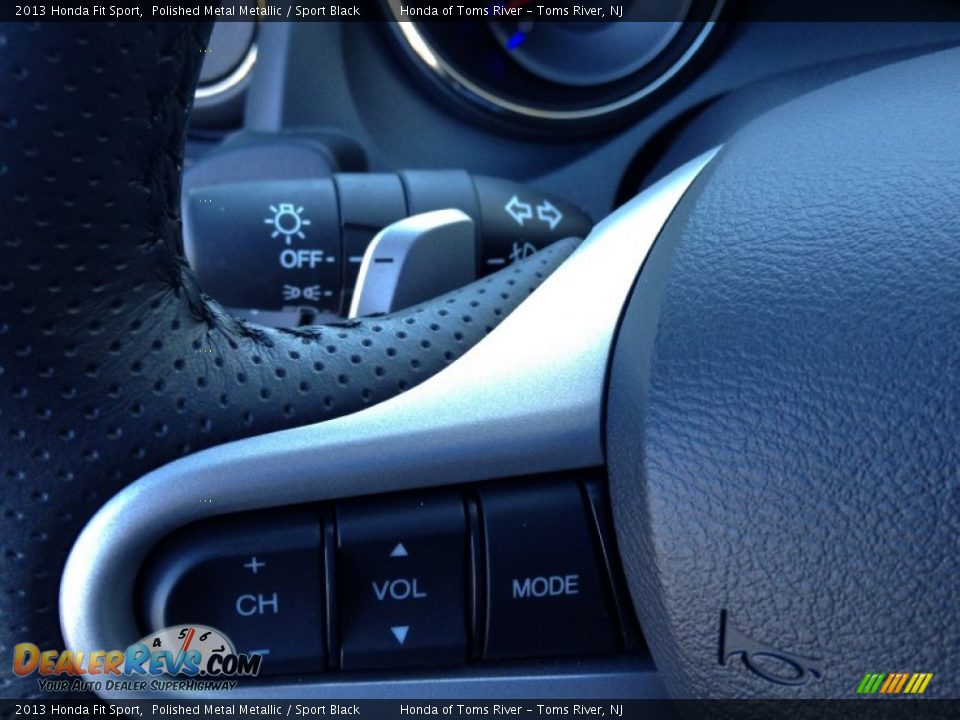 2013 Honda Fit Sport Polished Metal Metallic / Sport Black Photo #20