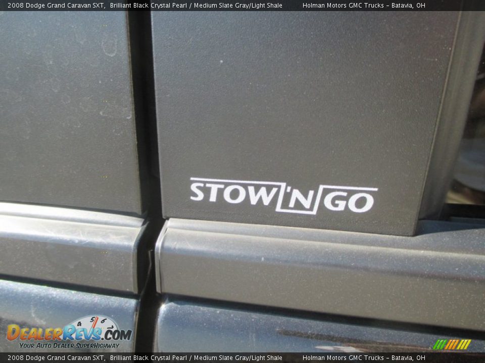 2008 Dodge Grand Caravan SXT Brilliant Black Crystal Pearl / Medium Slate Gray/Light Shale Photo #4