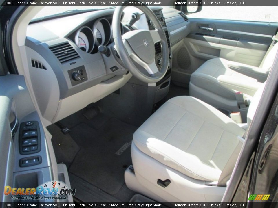 2008 Dodge Grand Caravan SXT Brilliant Black Crystal Pearl / Medium Slate Gray/Light Shale Photo #7