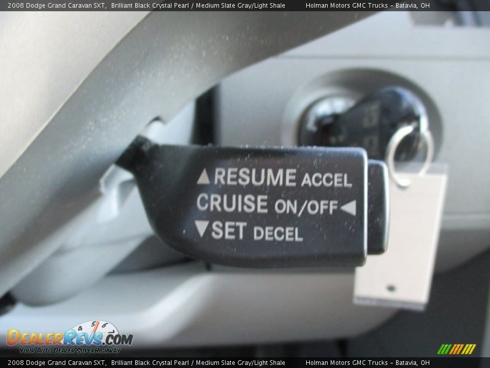 2008 Dodge Grand Caravan SXT Brilliant Black Crystal Pearl / Medium Slate Gray/Light Shale Photo #14