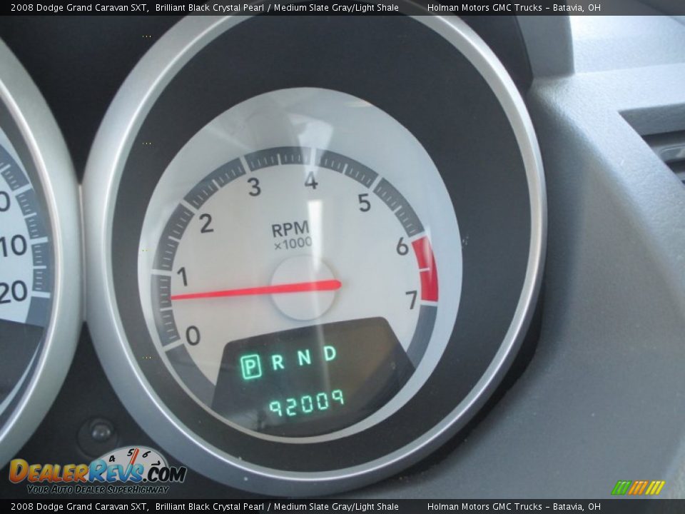 2008 Dodge Grand Caravan SXT Brilliant Black Crystal Pearl / Medium Slate Gray/Light Shale Photo #16