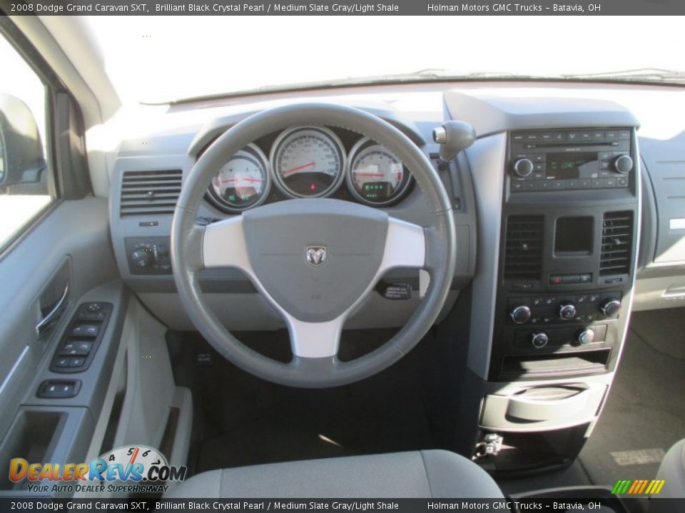 2008 Dodge Grand Caravan SXT Brilliant Black Crystal Pearl / Medium Slate Gray/Light Shale Photo #21