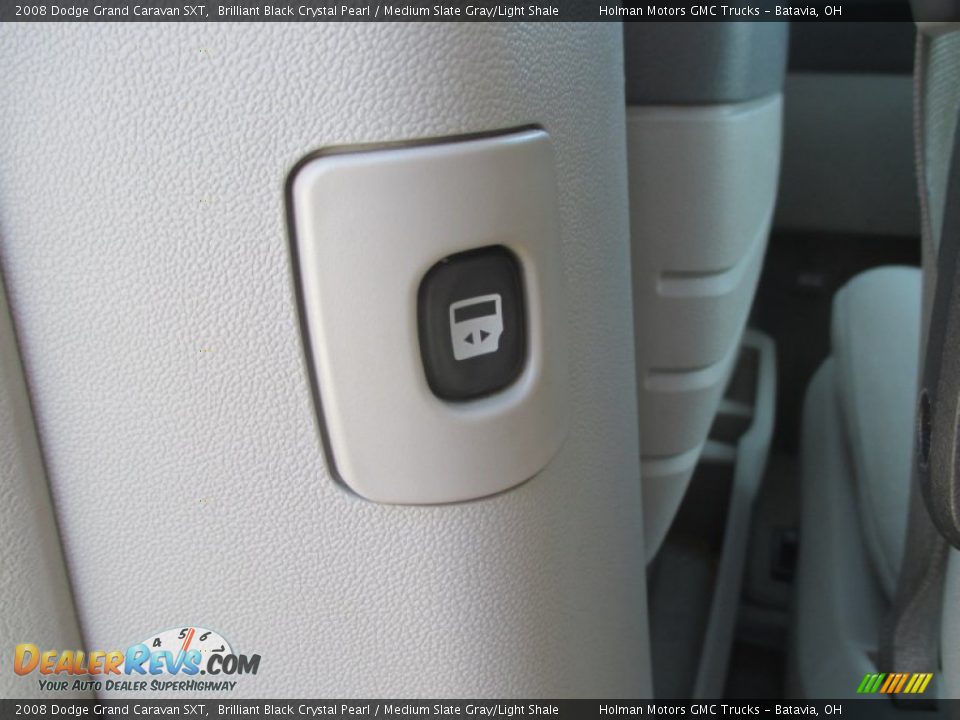 2008 Dodge Grand Caravan SXT Brilliant Black Crystal Pearl / Medium Slate Gray/Light Shale Photo #23