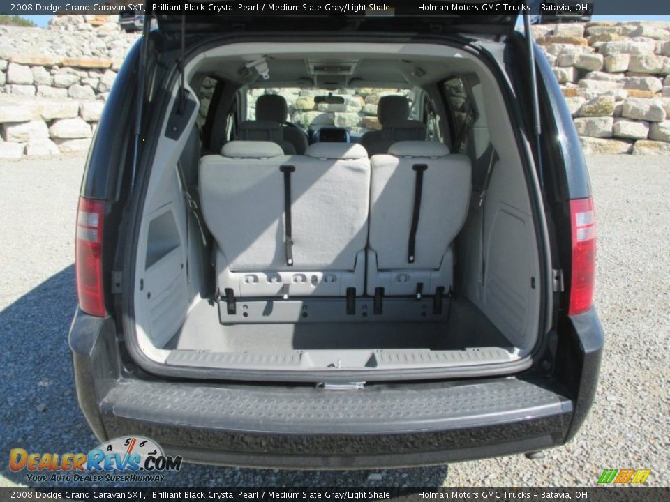 2008 Dodge Grand Caravan SXT Brilliant Black Crystal Pearl / Medium Slate Gray/Light Shale Photo #27