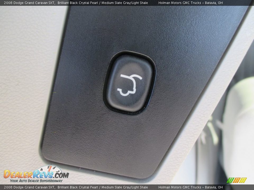2008 Dodge Grand Caravan SXT Brilliant Black Crystal Pearl / Medium Slate Gray/Light Shale Photo #29