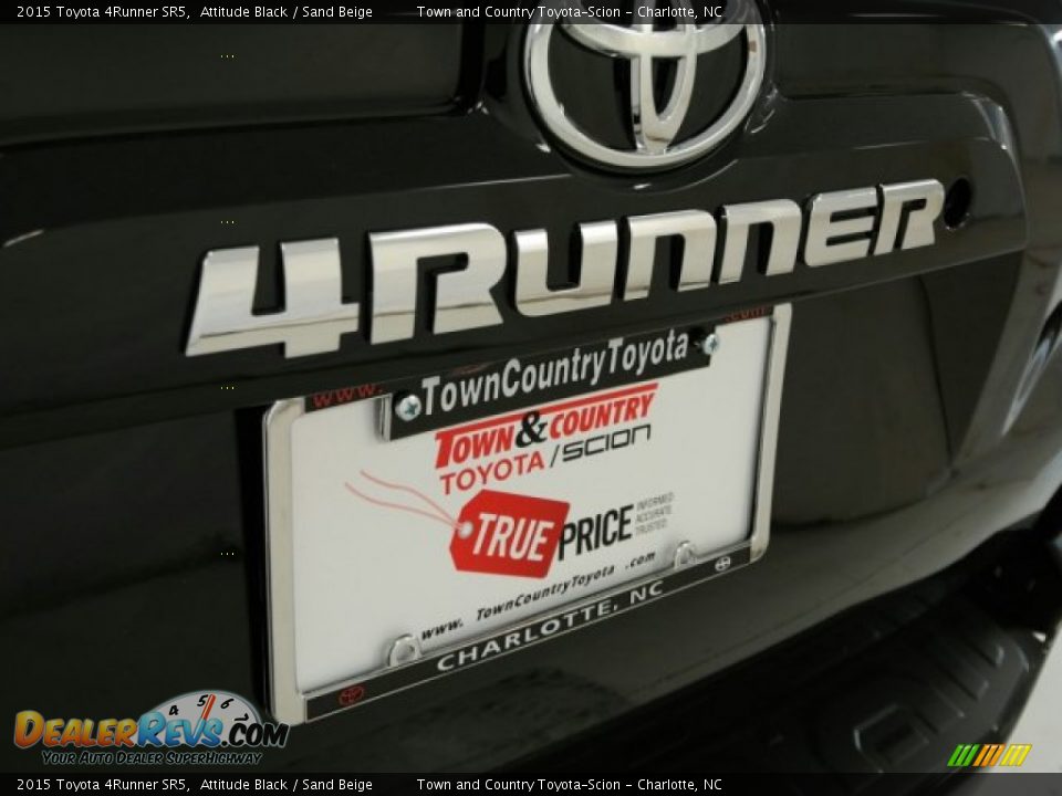2015 Toyota 4Runner SR5 Attitude Black / Sand Beige Photo #9