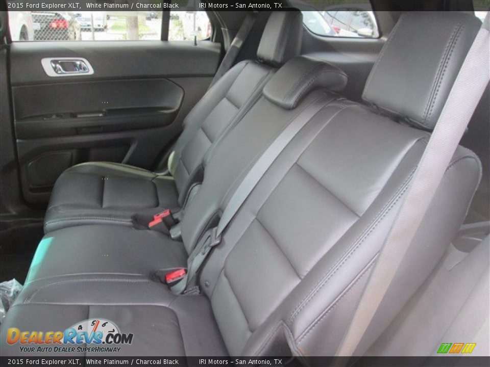 2015 Ford Explorer XLT White Platinum / Charcoal Black Photo #19