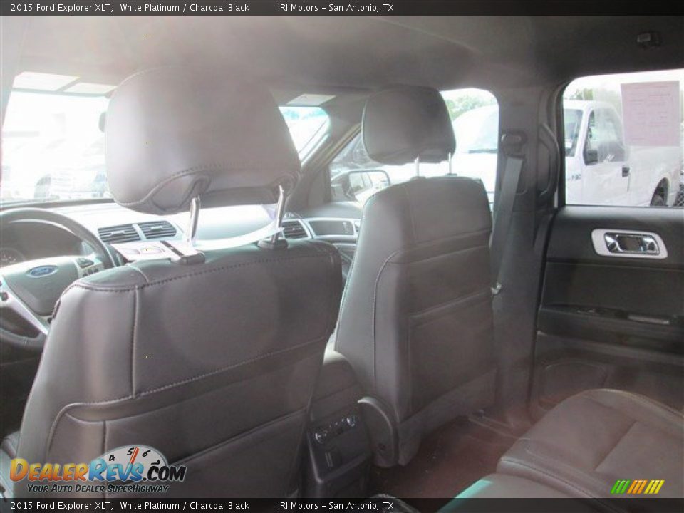 2015 Ford Explorer XLT White Platinum / Charcoal Black Photo #20