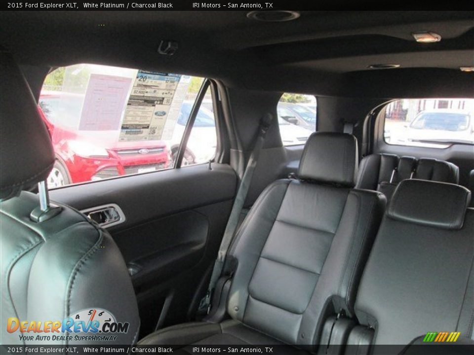 2015 Ford Explorer XLT White Platinum / Charcoal Black Photo #24