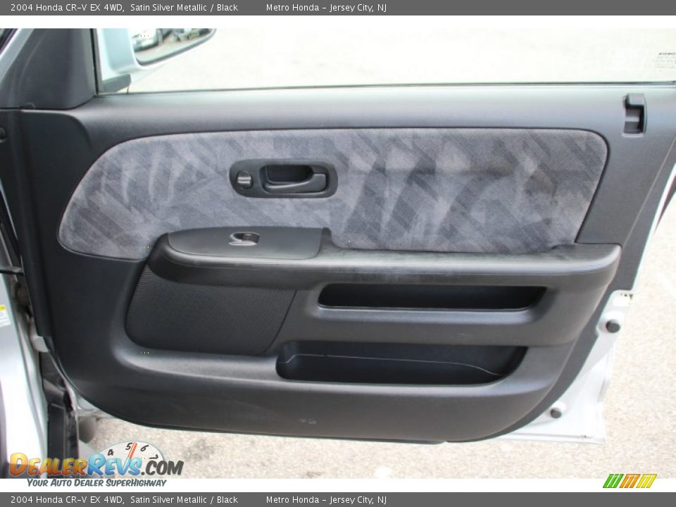 2004 Honda CR-V EX 4WD Satin Silver Metallic / Black Photo #24