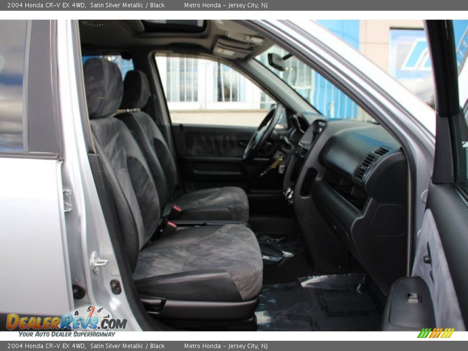 2004 Honda CR-V EX 4WD Satin Silver Metallic / Black Photo #26