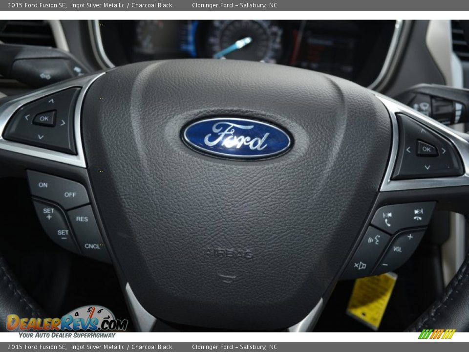 2015 Ford Fusion SE Ingot Silver Metallic / Charcoal Black Photo #20