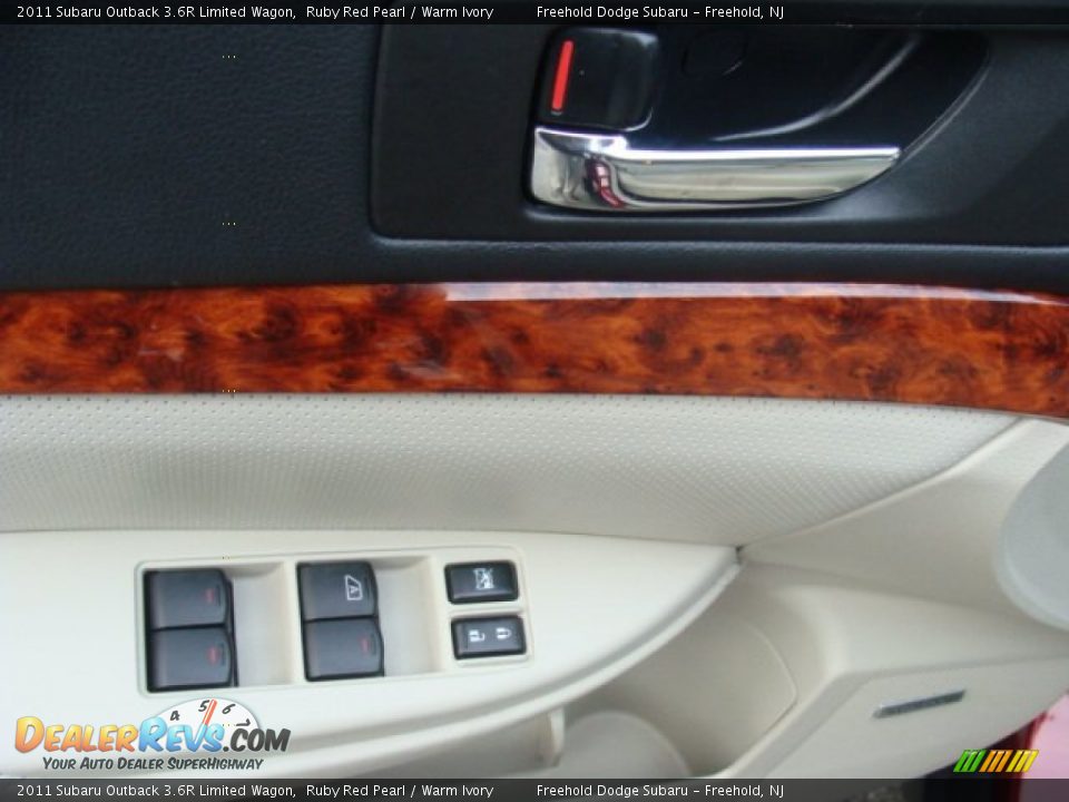 2011 Subaru Outback 3.6R Limited Wagon Ruby Red Pearl / Warm Ivory Photo #13