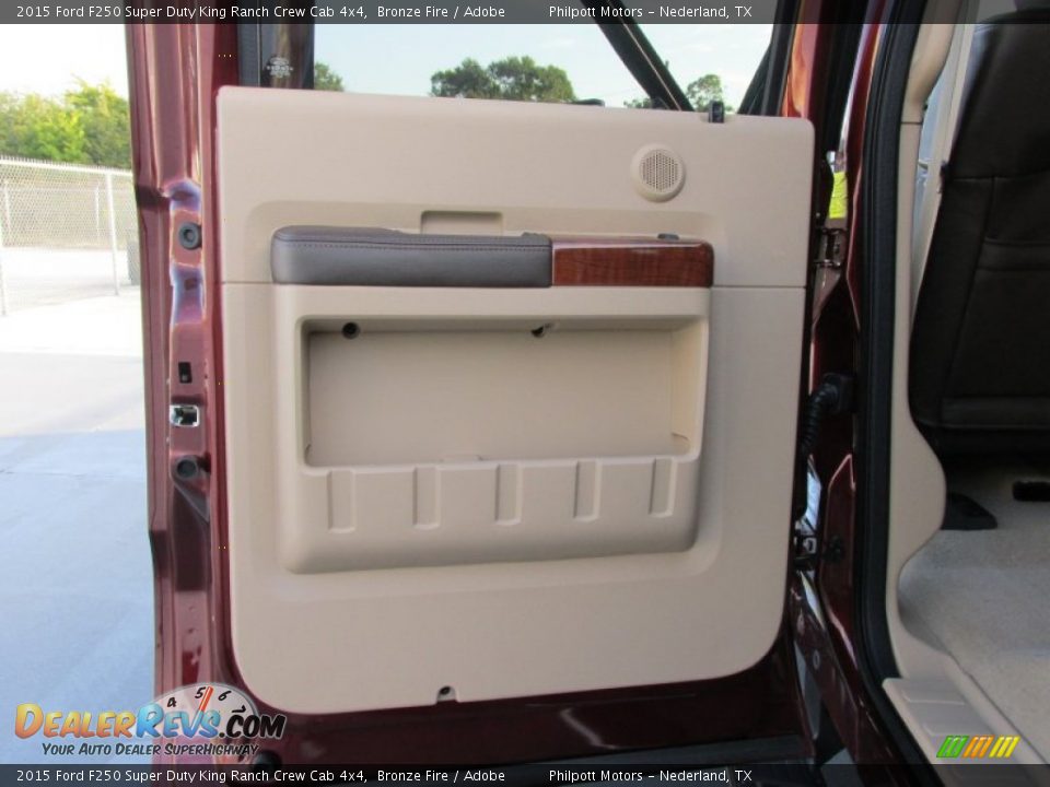 2015 Ford F250 Super Duty King Ranch Crew Cab 4x4 Bronze Fire / Adobe Photo #22