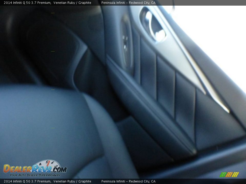 2014 Infiniti Q 50 3.7 Premium Venetian Ruby / Graphite Photo #18