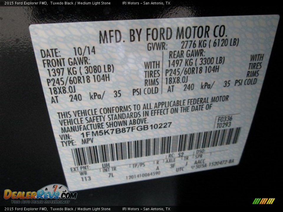 2015 Ford Explorer FWD Tuxedo Black / Medium Light Stone Photo #14