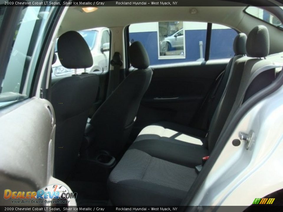2009 Chevrolet Cobalt LT Sedan Silver Ice Metallic / Gray Photo #18