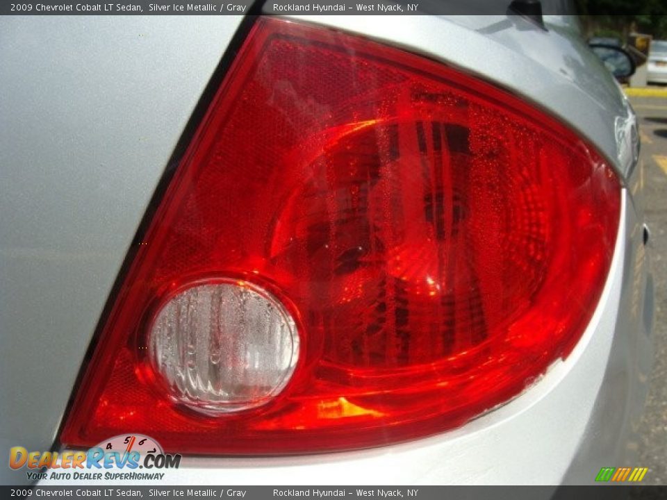 2009 Chevrolet Cobalt LT Sedan Silver Ice Metallic / Gray Photo #20